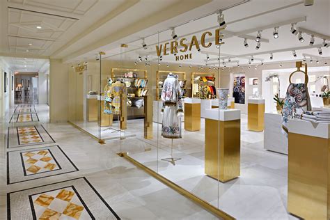 versace palazzo gift store|versace clothing store.